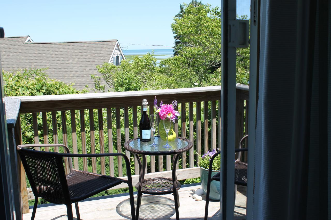 Lavender Bay Bed & Breakfast บาร์นสเตเบิล ภายนอก รูปภาพ